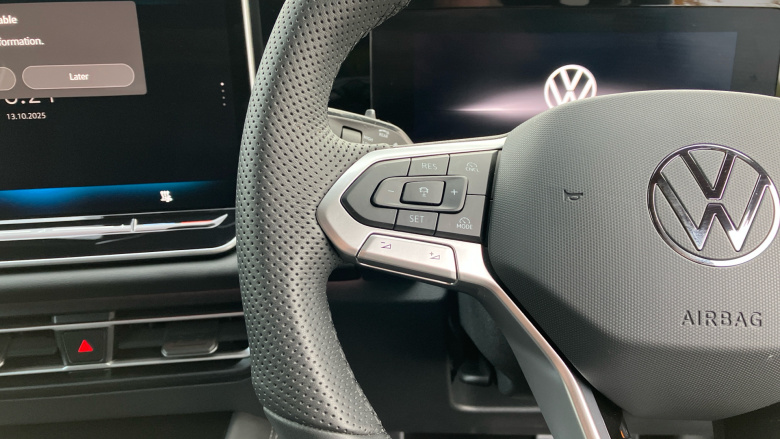 Volkswagen Tiguan 1.5 TSI eHybrid R-Line 5dr DSG Estate